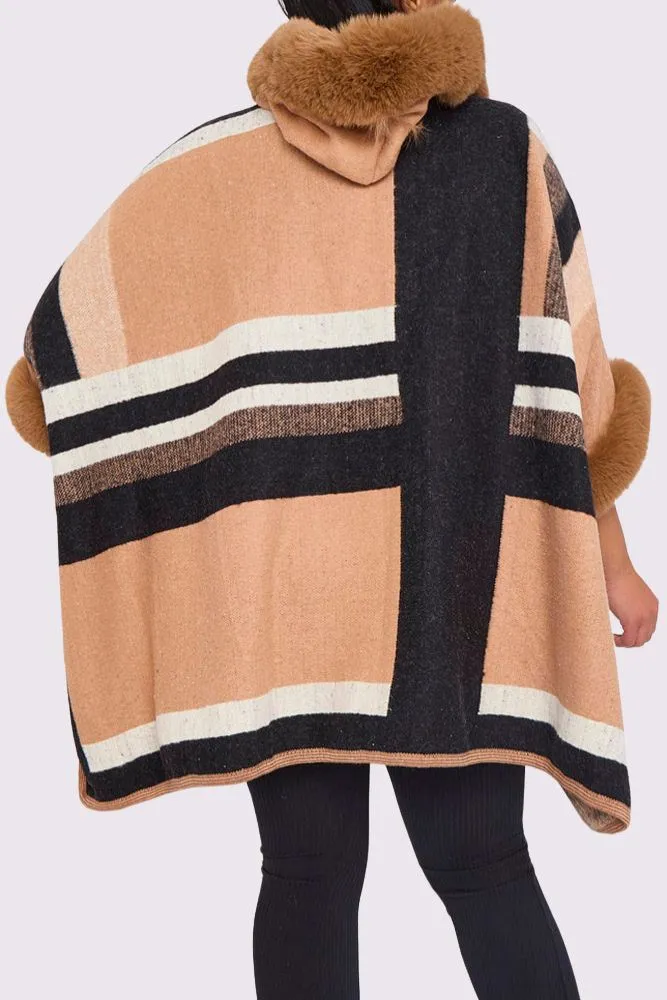 Abstract Plaid Pattern Knit Poncho