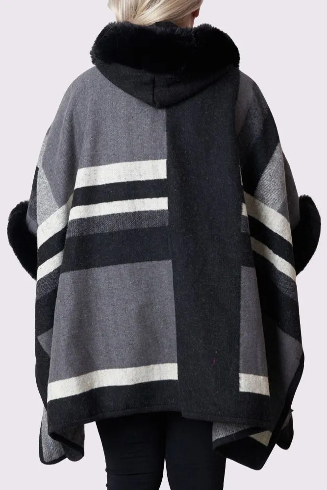 Abstract Plaid Pattern Knit Poncho