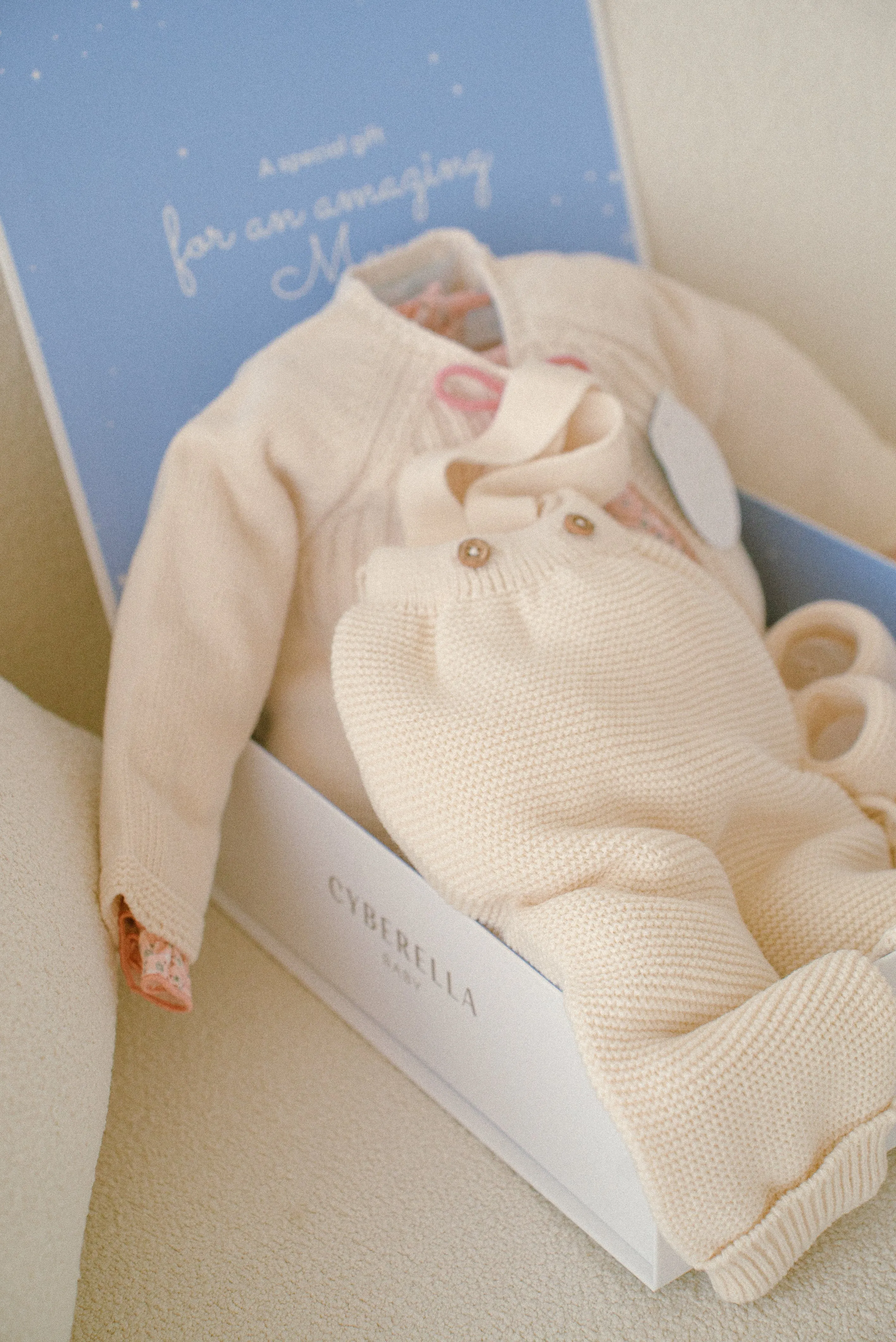 ANHELAR GIFT BOX Four Pieces Set for Baby Girls Natural color #9444