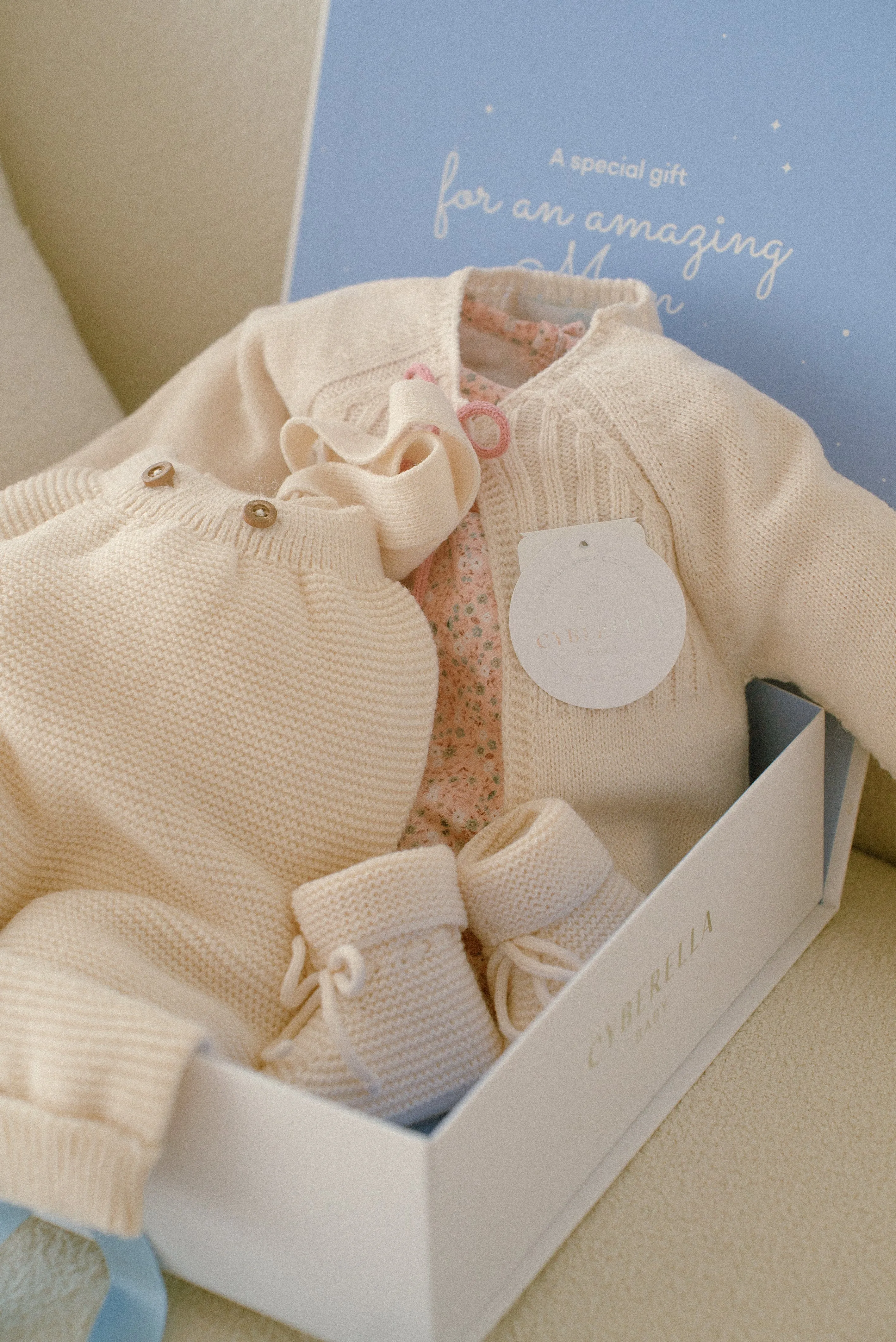 ANHELAR GIFT BOX Four Pieces Set for Baby Girls Natural color #9444