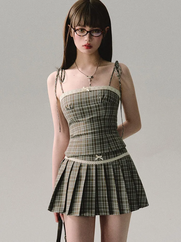 Bow Plaid Camisole & Pleated Short Skirt