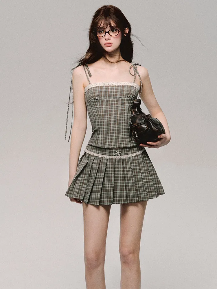 Bow Plaid Camisole & Pleated Short Skirt