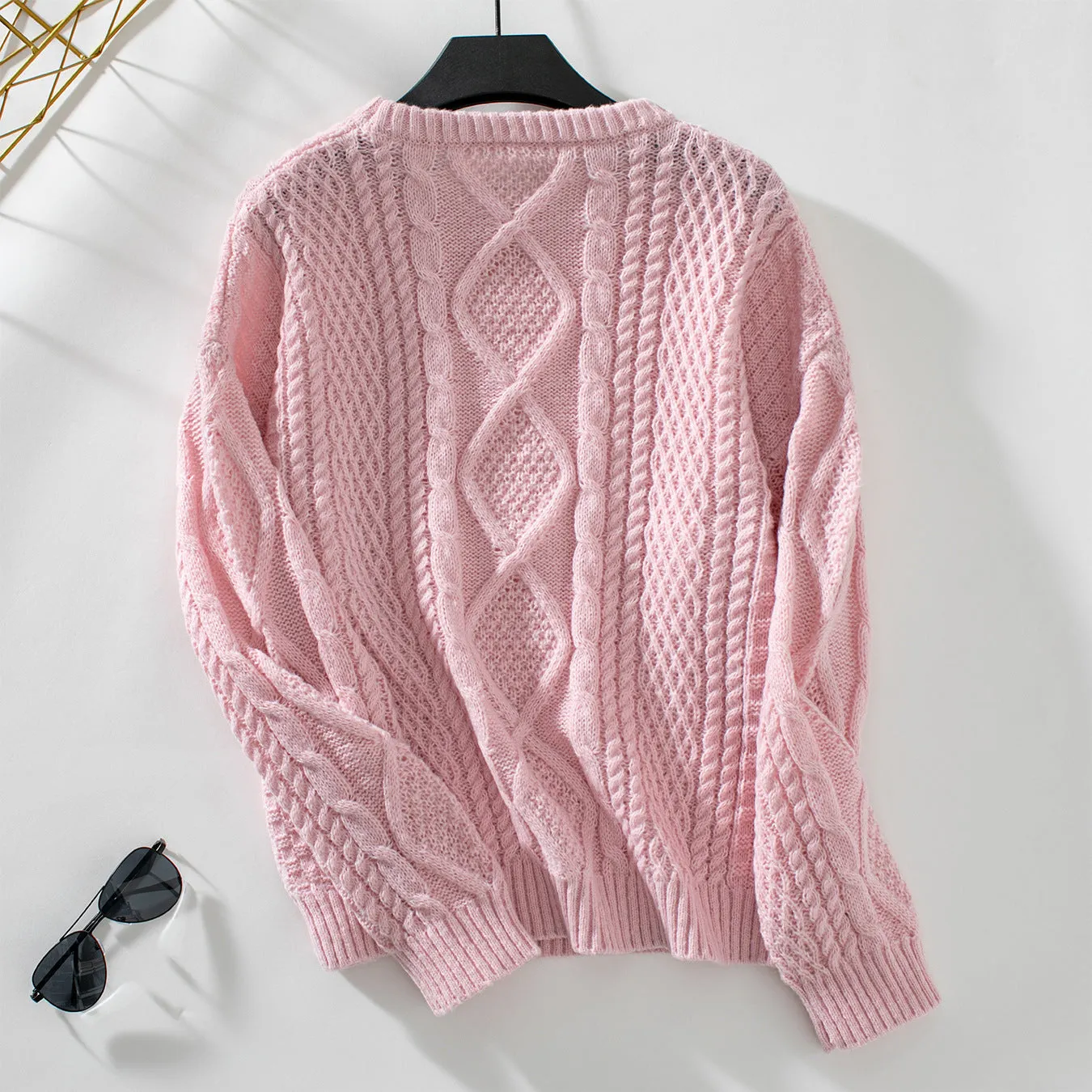 Cable-knit Pullover