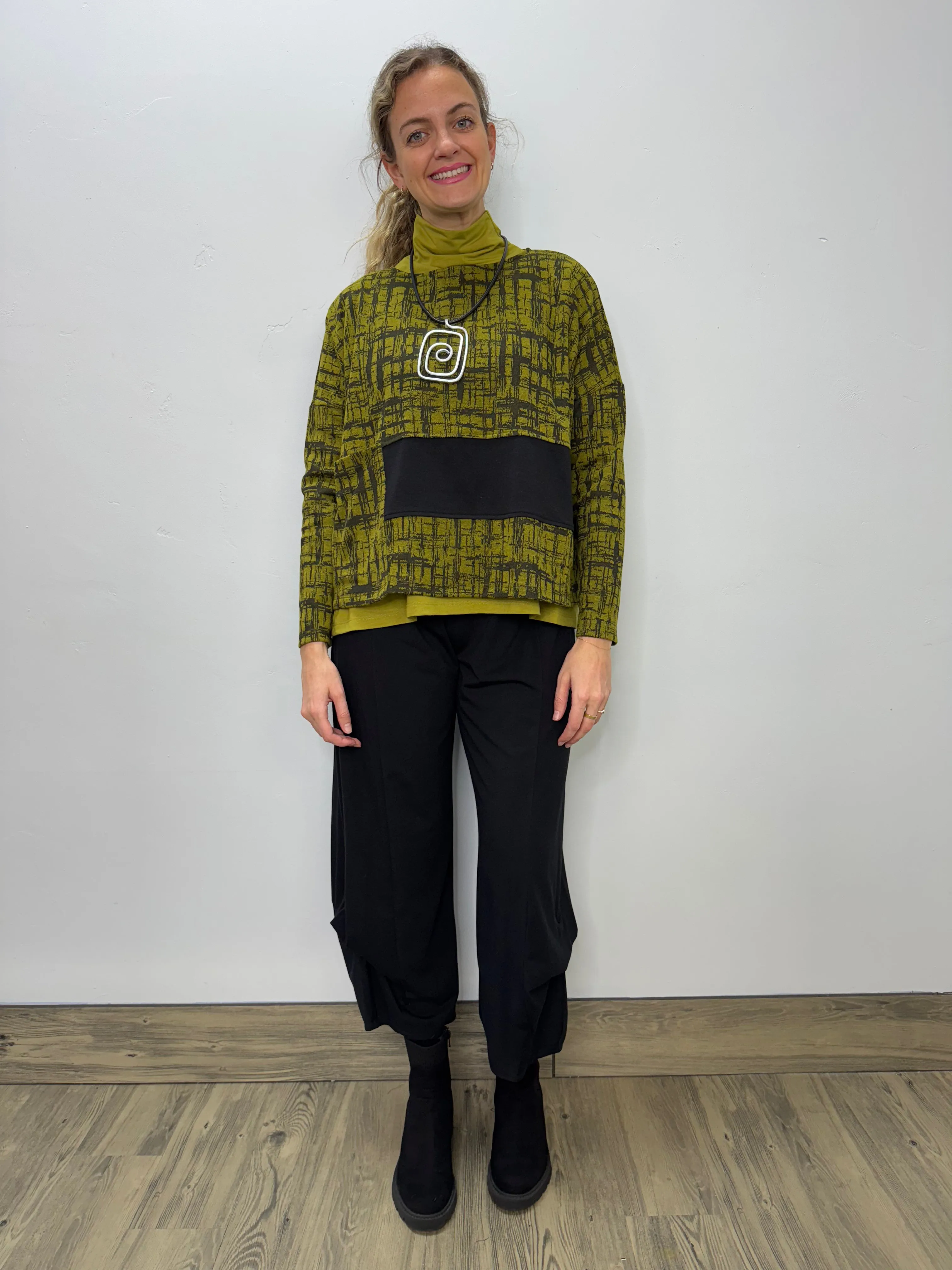 Chive Green Pattern Gwen Top