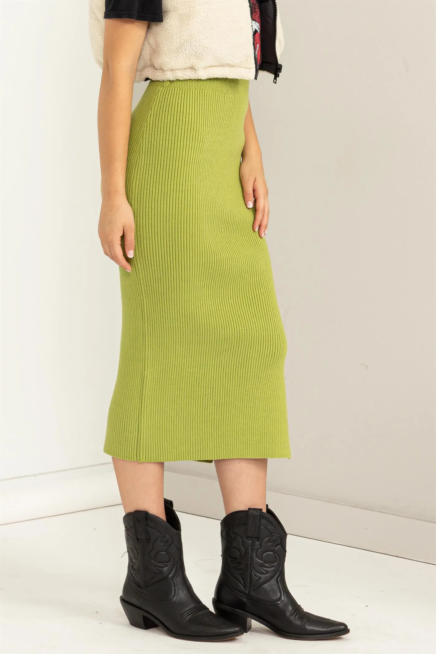 DZ23G324-High-waist Ribbed Midi Skirt