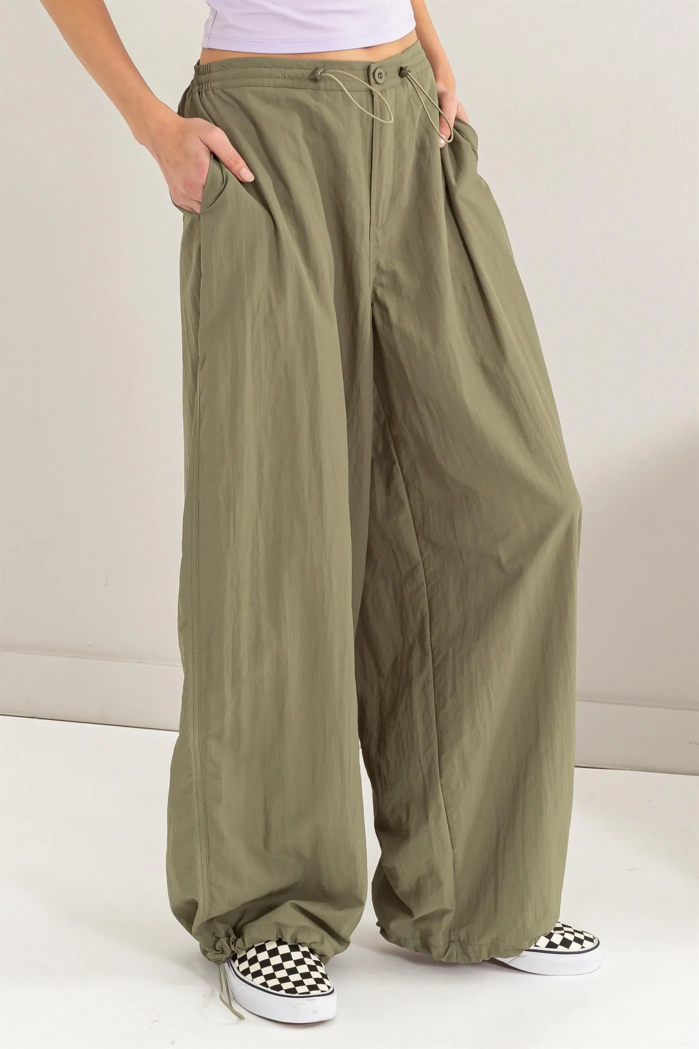 DZ24C114-High-waist Parachute Pants