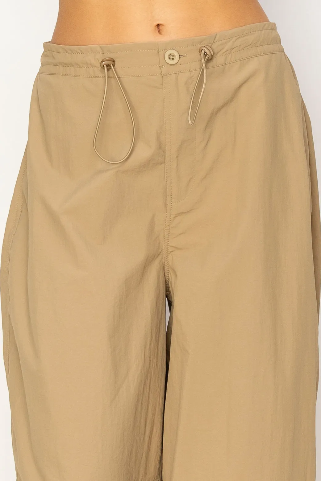 DZ24C114-High-waist Parachute Pants