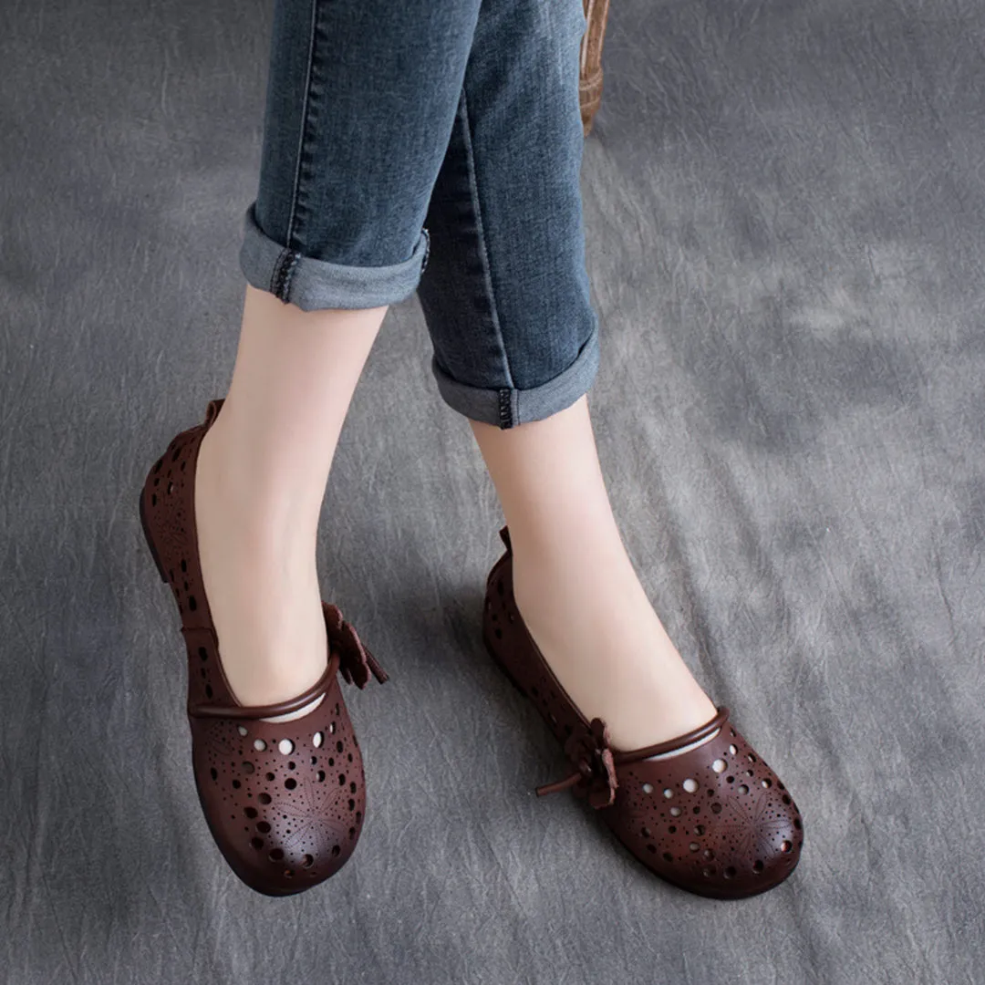 Eyelets Breathable Leather Flower Slip-On Shoes