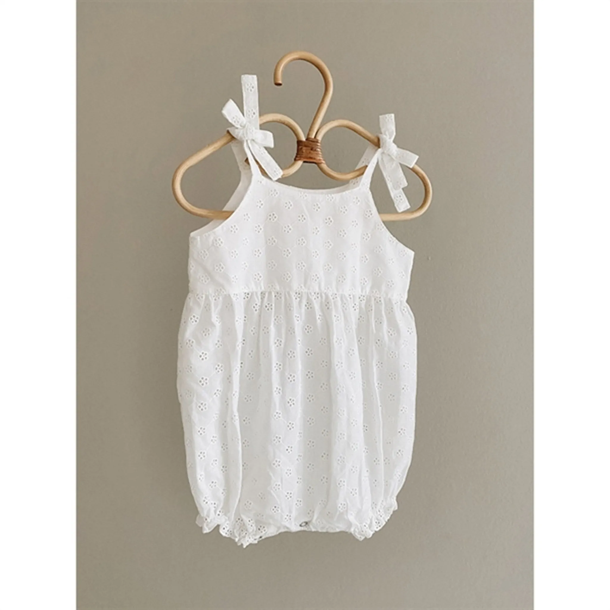 lalaby Natural white Nina Romper