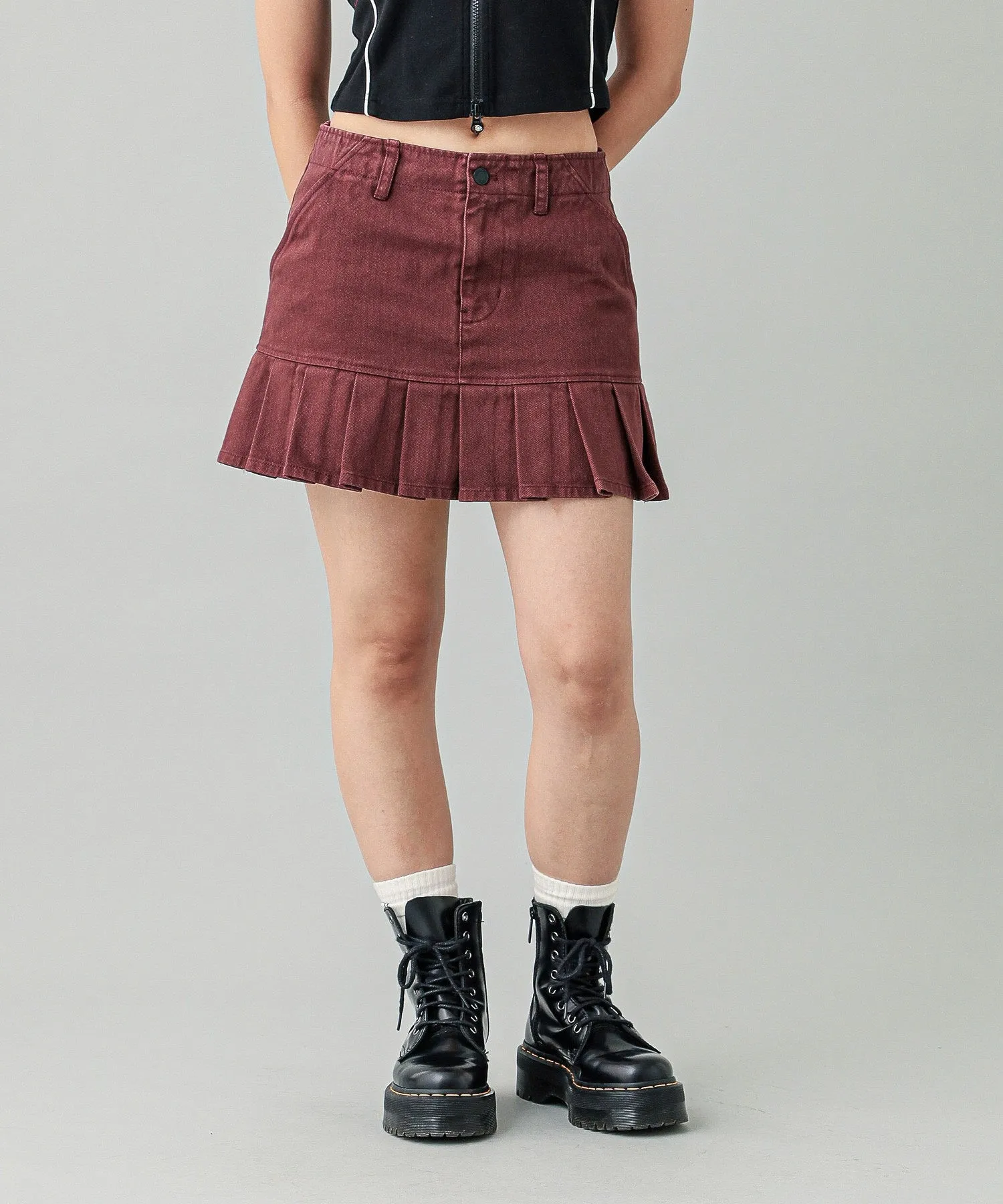 LOW RISE PLEATED MINI SKIRT