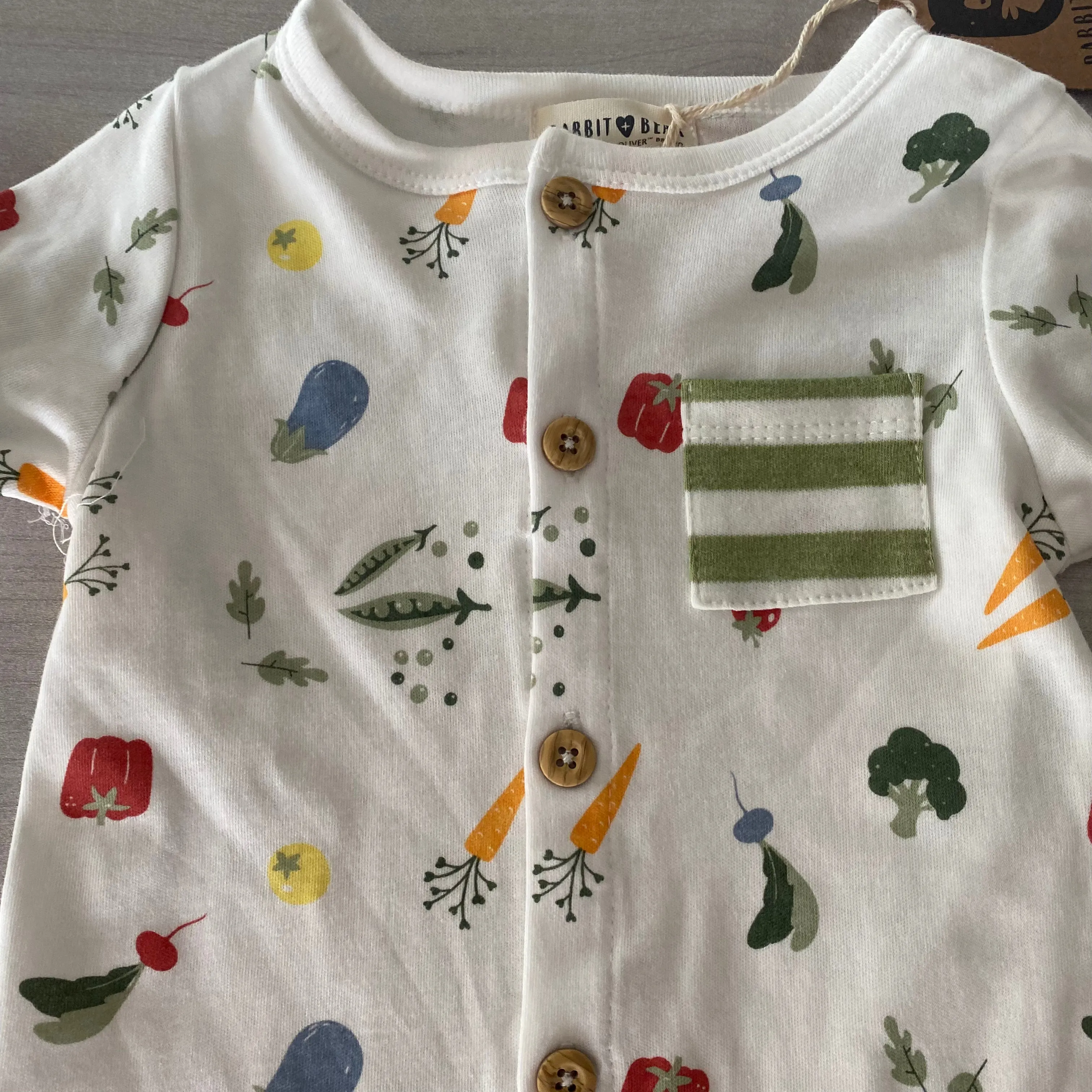 NEW Rabbit Bear Organic Cotton Veggie Pattern Romper & Hat