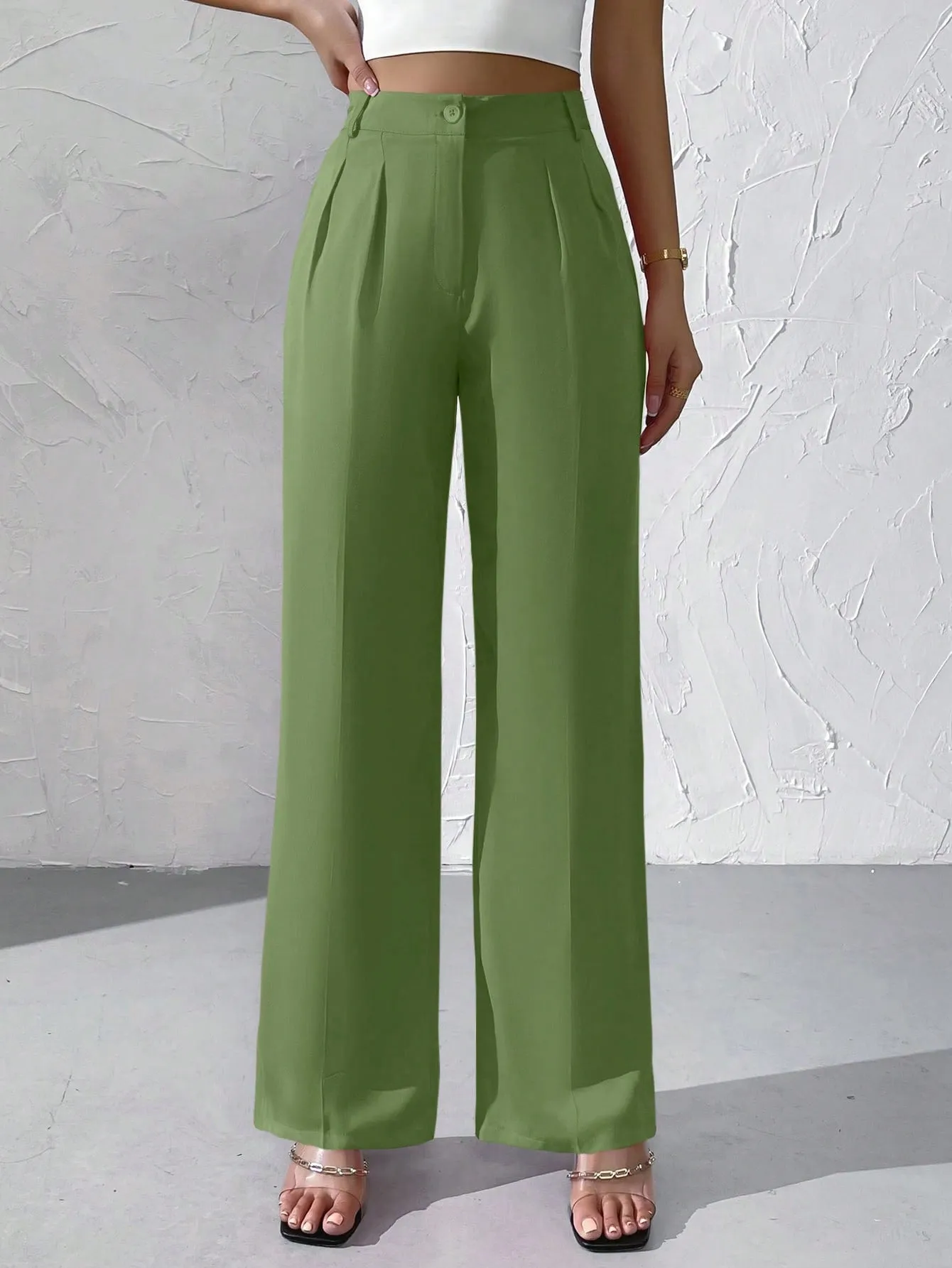 Privé High Waist Plicated Detail Straight Leg Pants