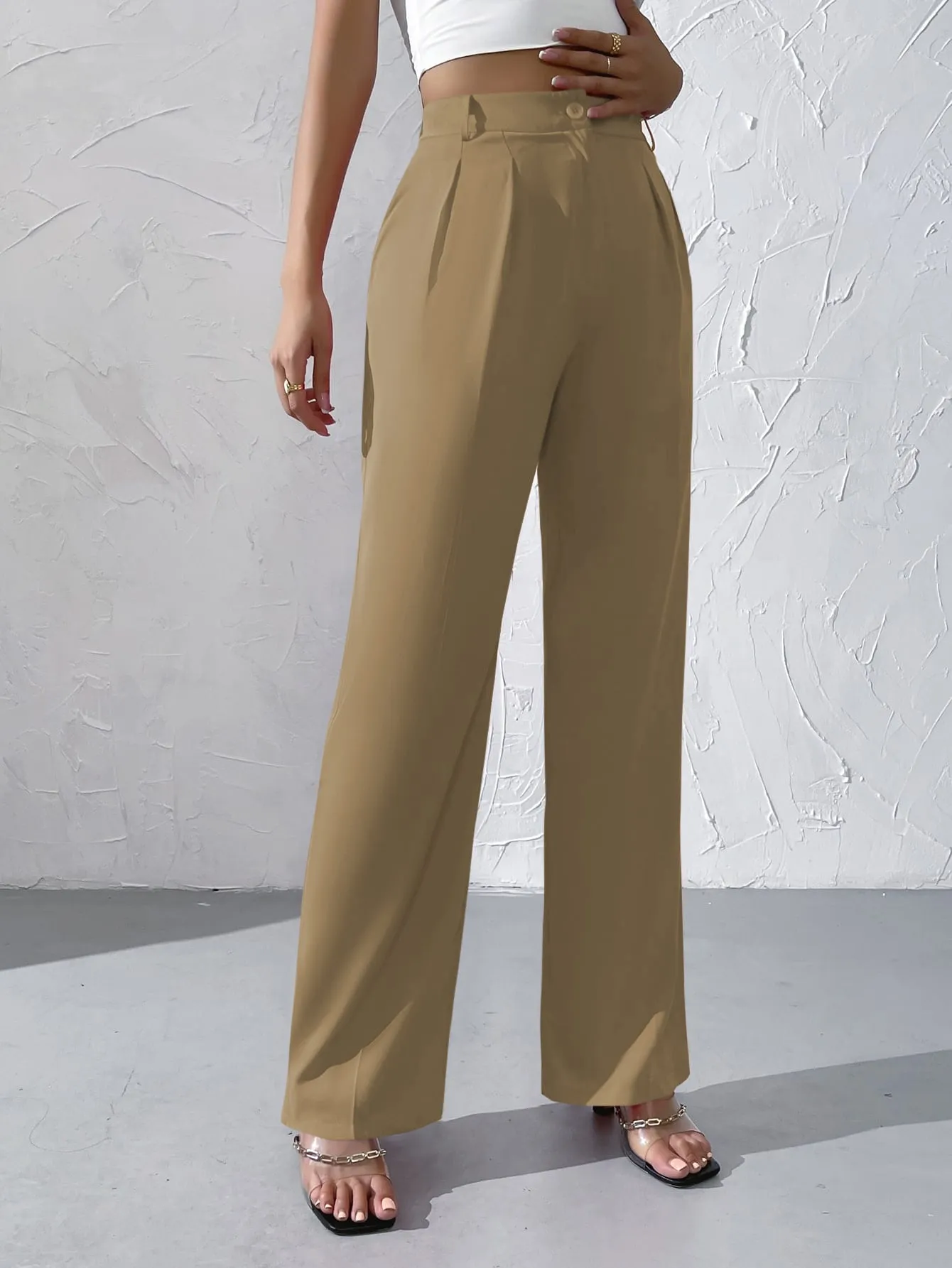 Privé High Waist Plicated Detail Straight Leg Pants