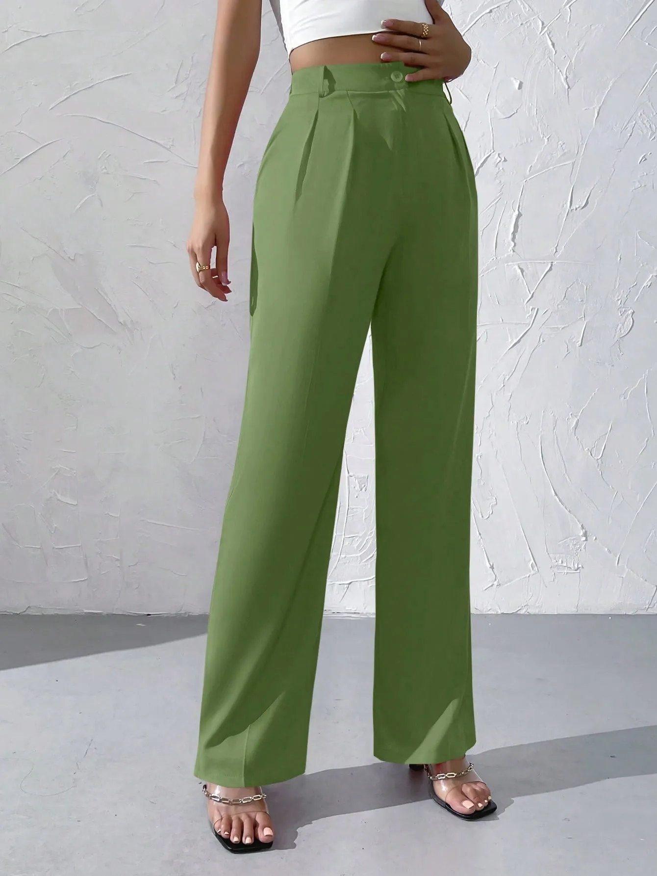 Privé High Waist Plicated Detail Straight Leg Pants