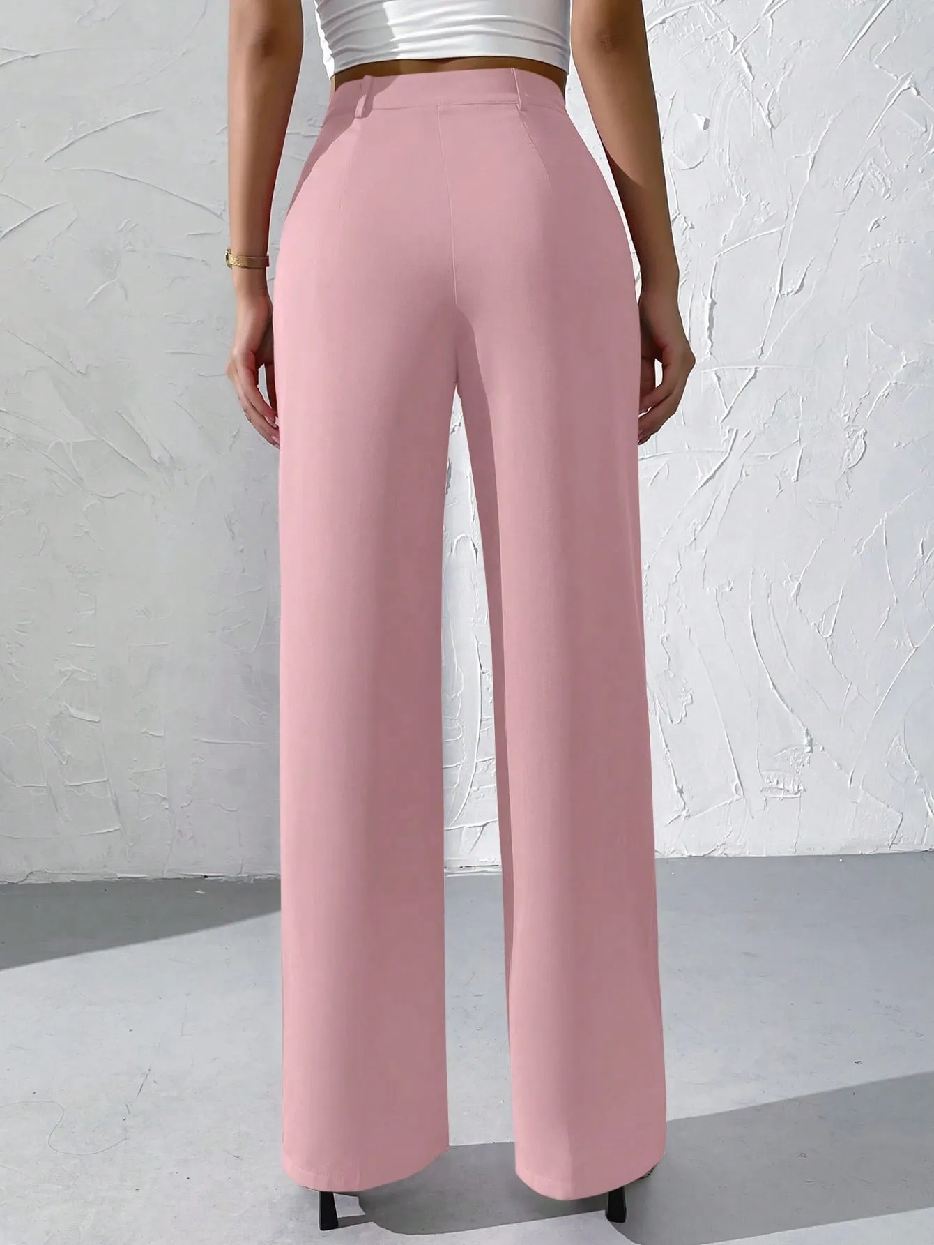 Privé High Waist Plicated Detail Straight Leg Pants