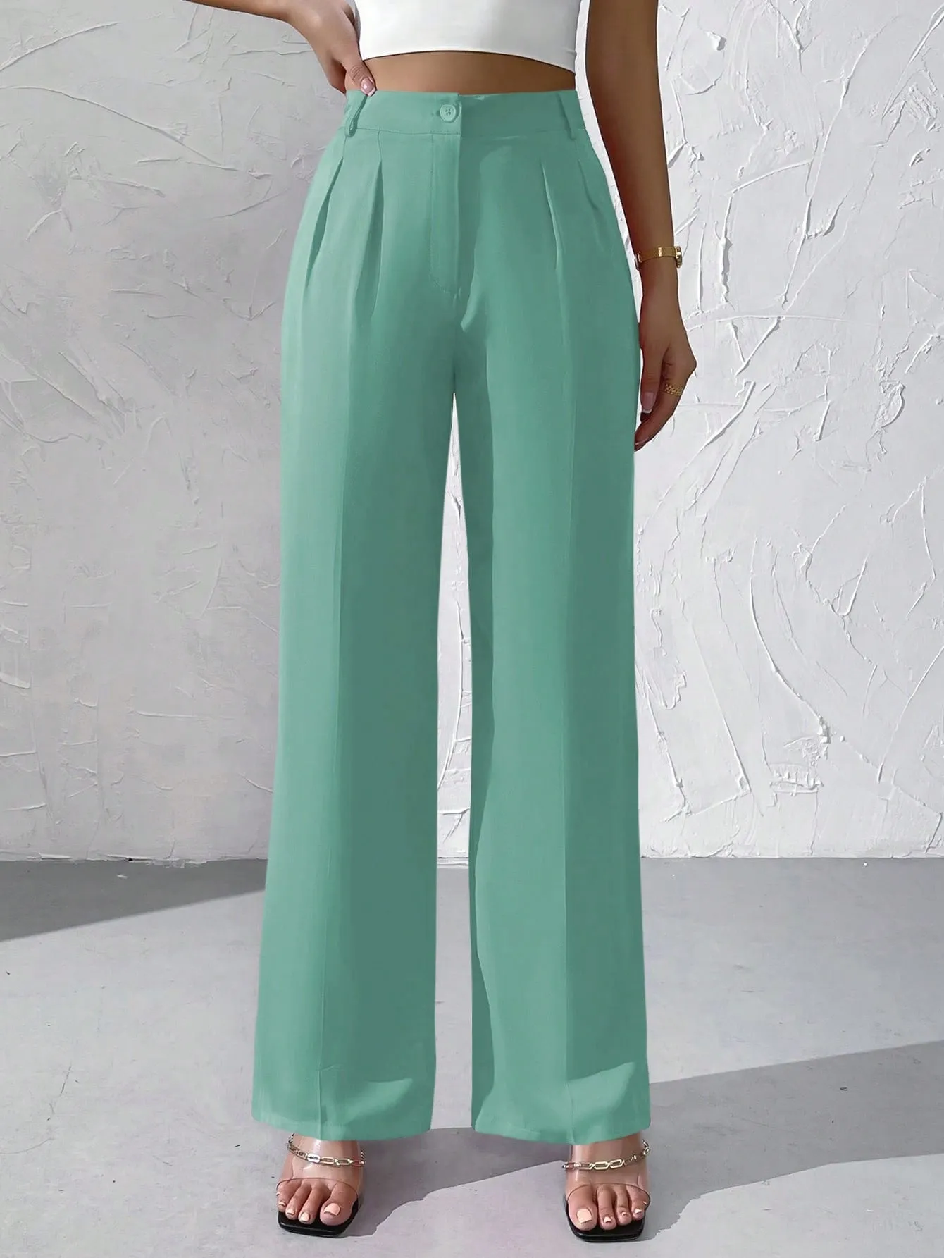 Privé High Waist Plicated Detail Straight Leg Pants