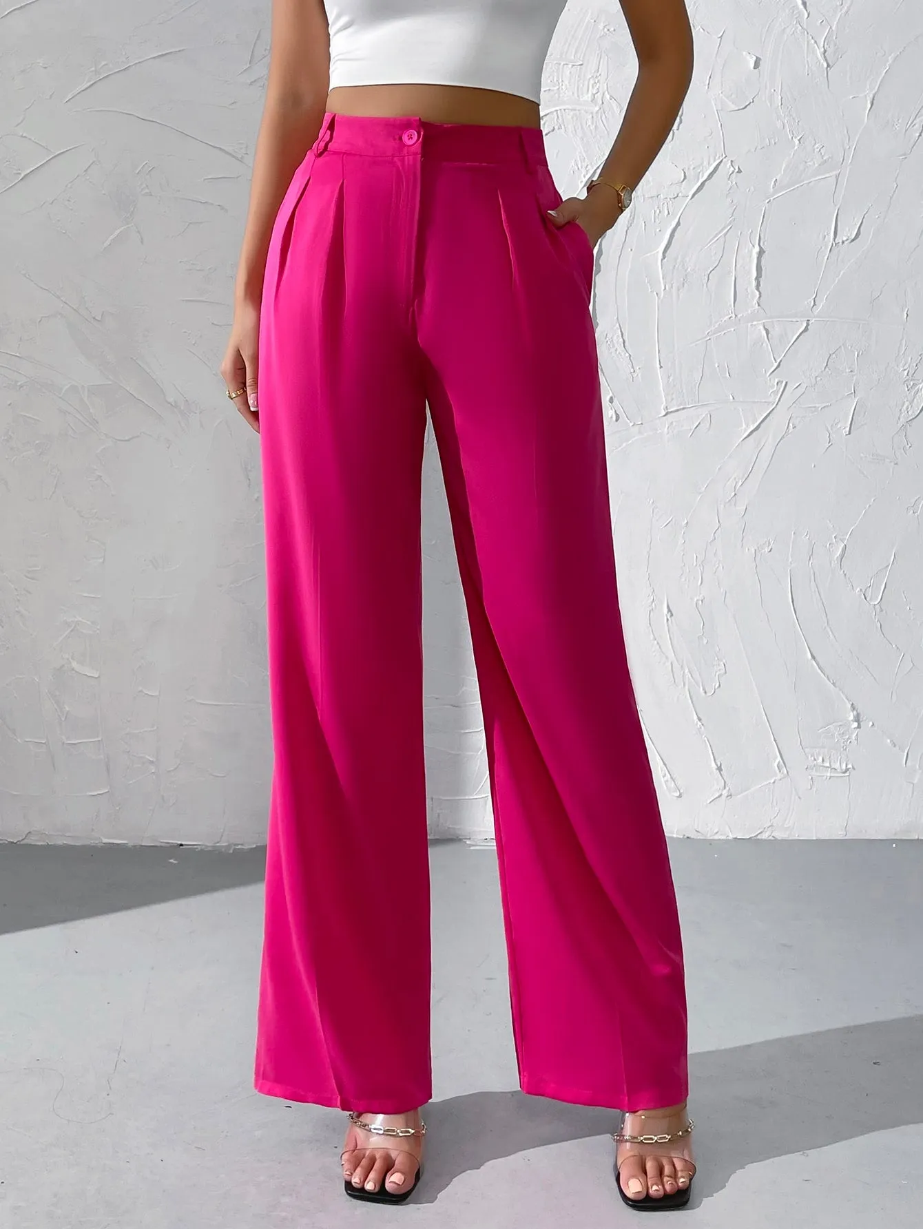 Privé High Waist Plicated Detail Straight Leg Pants