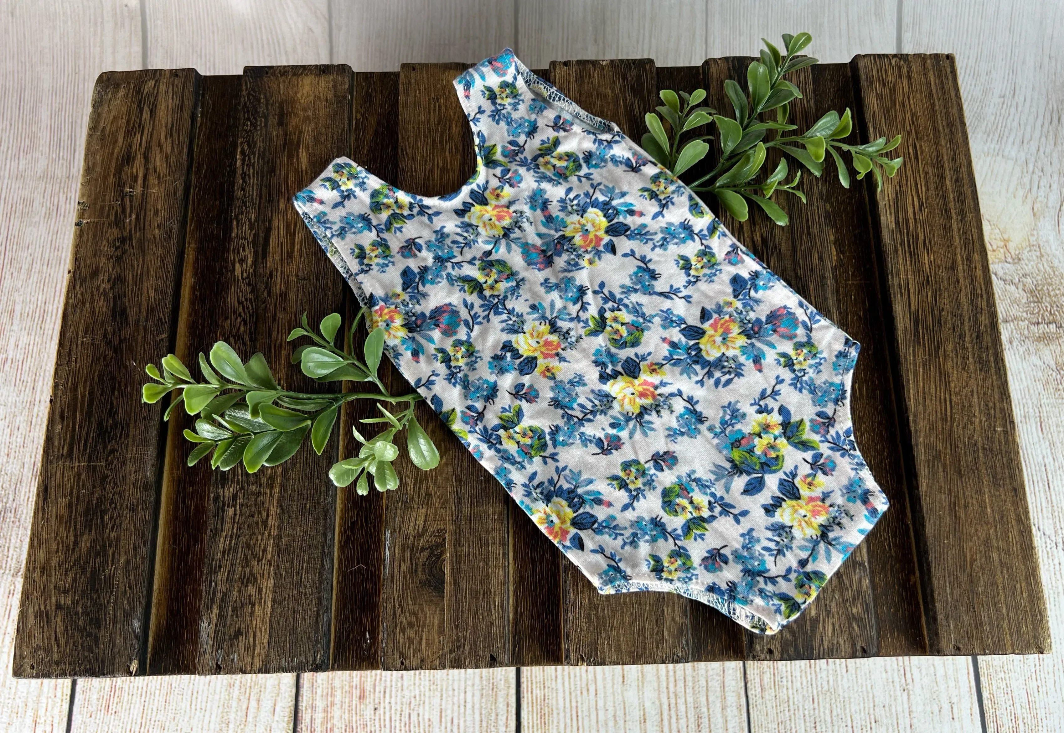 Sleeveless Stitch Romper - Floral 1