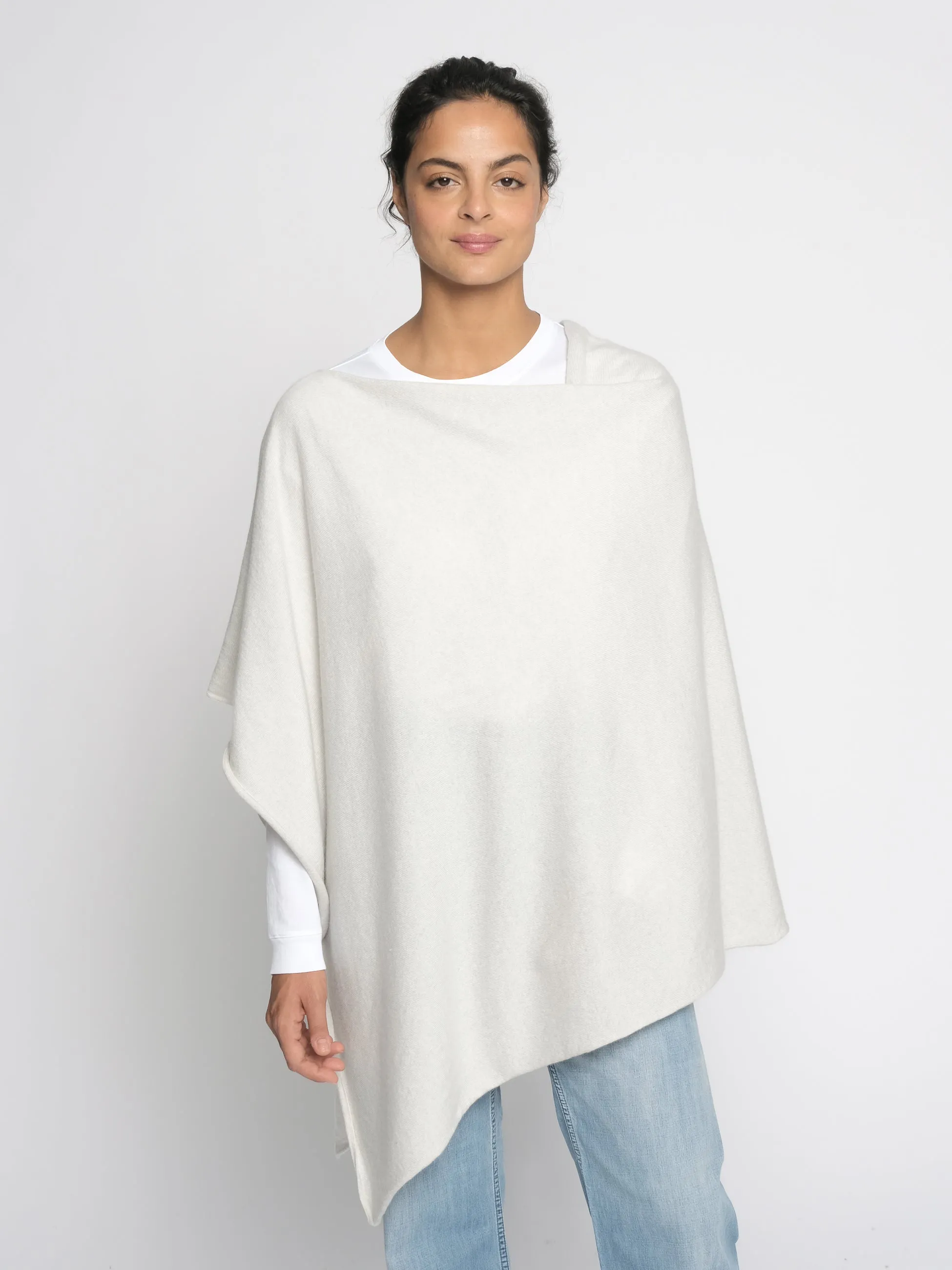 THE CLASSIC PONCHO | White Sail