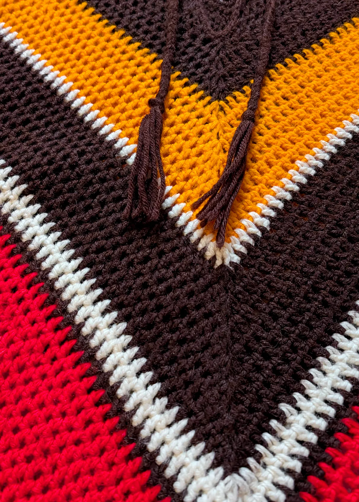 Vintage '70s Chevron Crochet Poncho