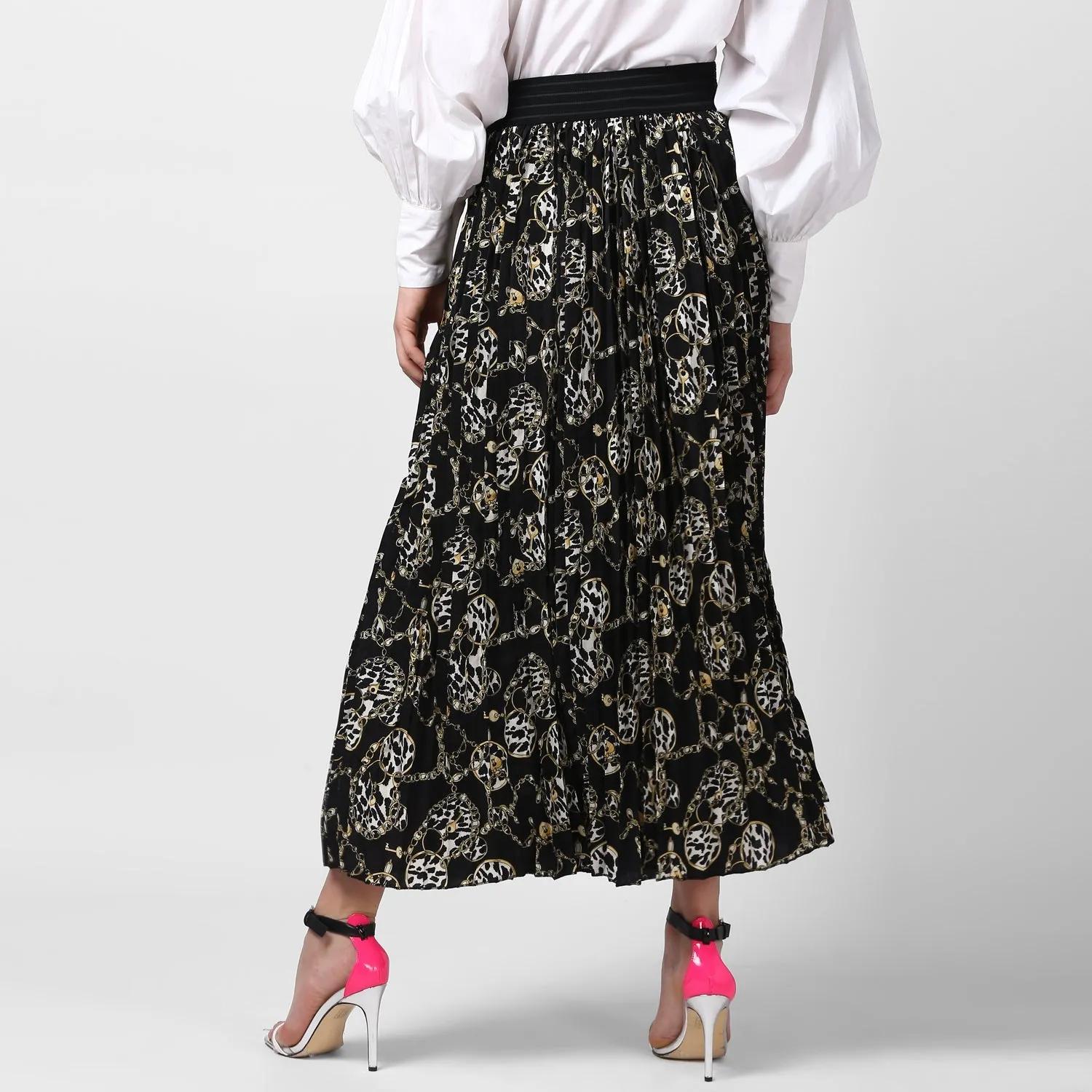 Women's Black Chain Print Pleated Skirt - StyleStone