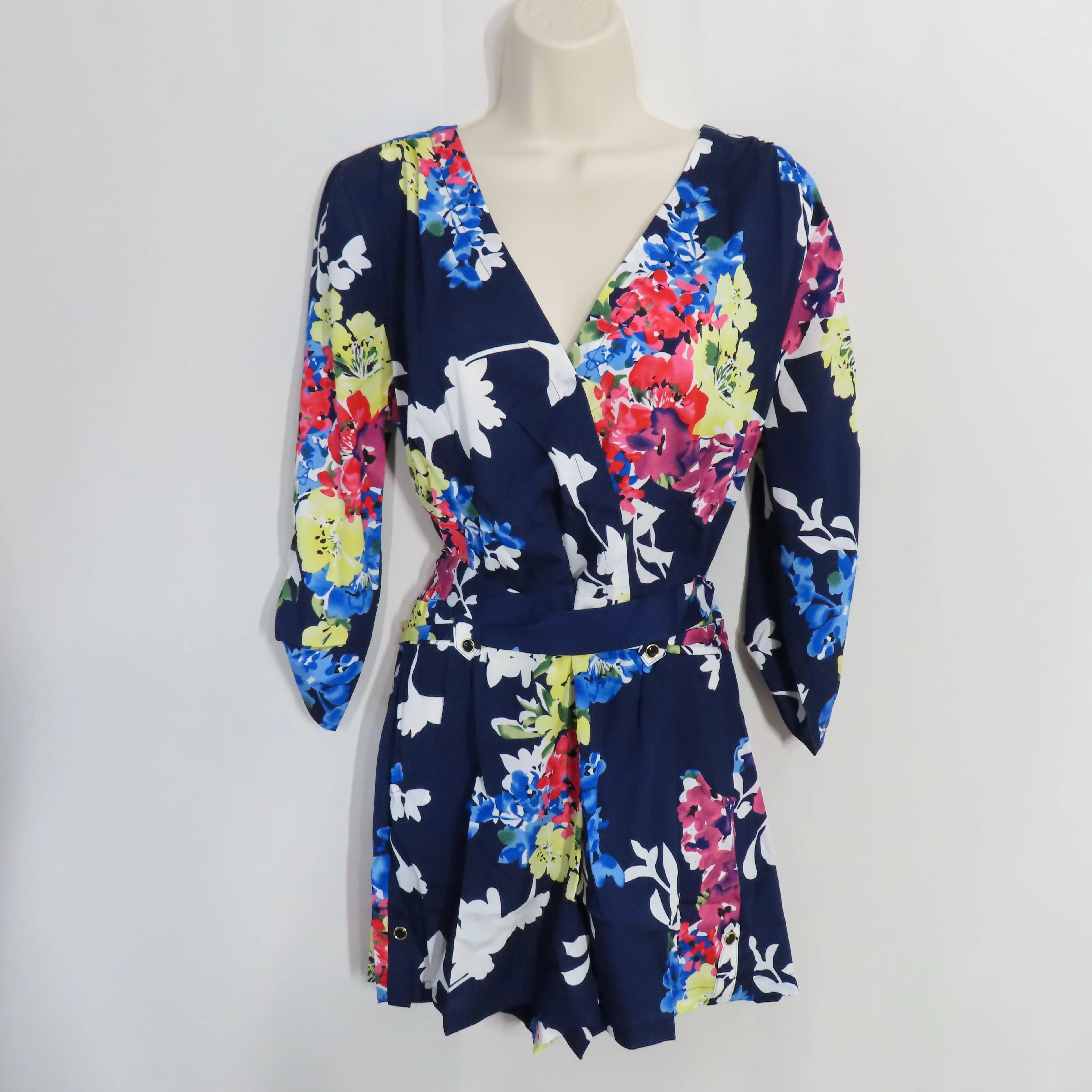 Yumi Kim Liz Romper Blue Spring Bouquet Print Silk Belted Surplice Neckline Size Large